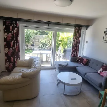 Visteria House With Free Parking