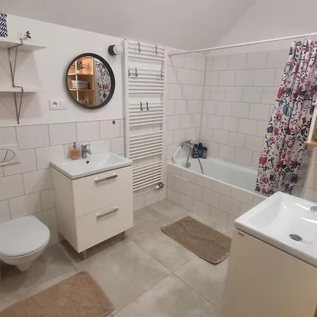 Apartman Visteria House With Free Parking Kassa