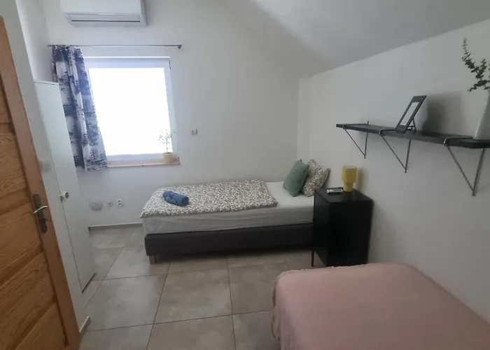 Visteria House With Free Parking Apartament Koszyce